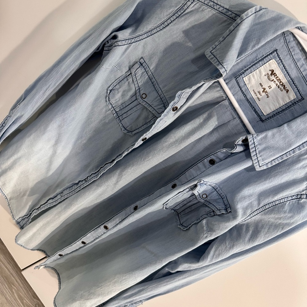 Arizona Jean Company Faded Blue Casual Shirt - Picture 3 of 5